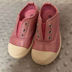 Toddler sneakers